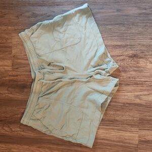 Terra & sky green knit shorts